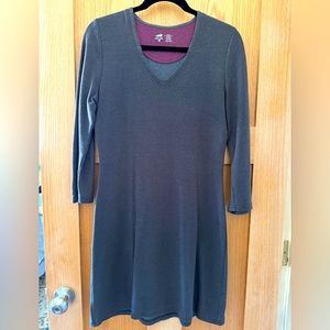 Horny Toad grey dress size small, fits size 6, tencel, cotton, polyester,spandex